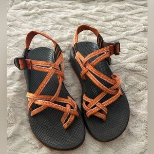 Chaco’s two strap orange stripped outdoor sandal, Size W9